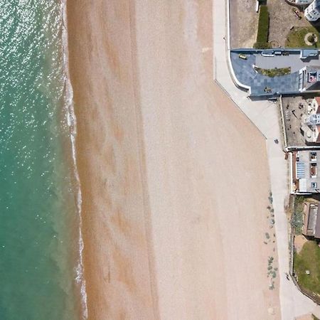 The Luxury Beach Property - Oceanbreeze Сэндгэйт Экстерьер фото